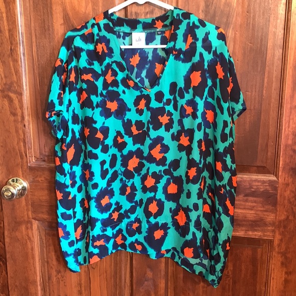 CAbi XS RITA ANIMAL Print Top Green
Blue Orange Style 5023 Oversize - Picture 4 of 7